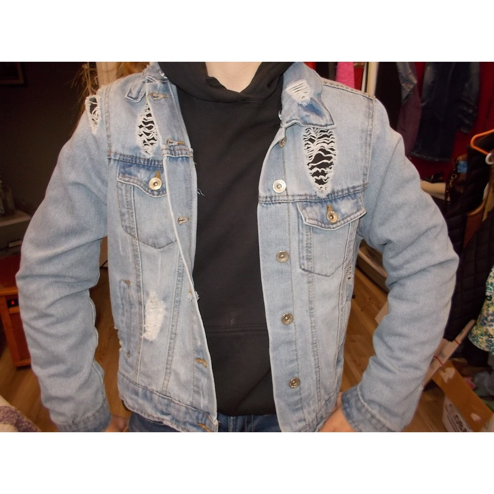 Ci Sono Denim Collection Distressed Jean Jacket Light Wash Boho Trucker Medium